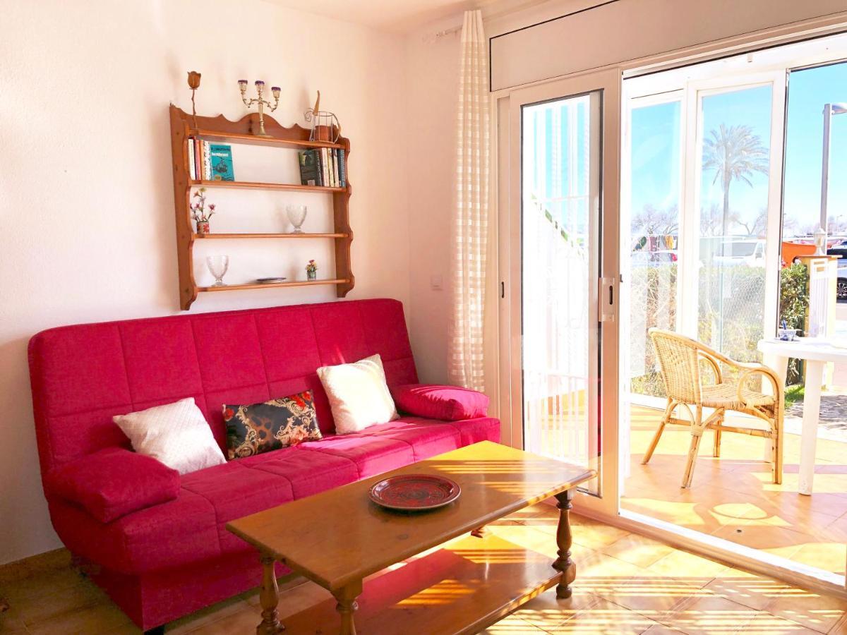 Apartament Amb Jardi A La Platja D'Empuriabrava Kültér fotó