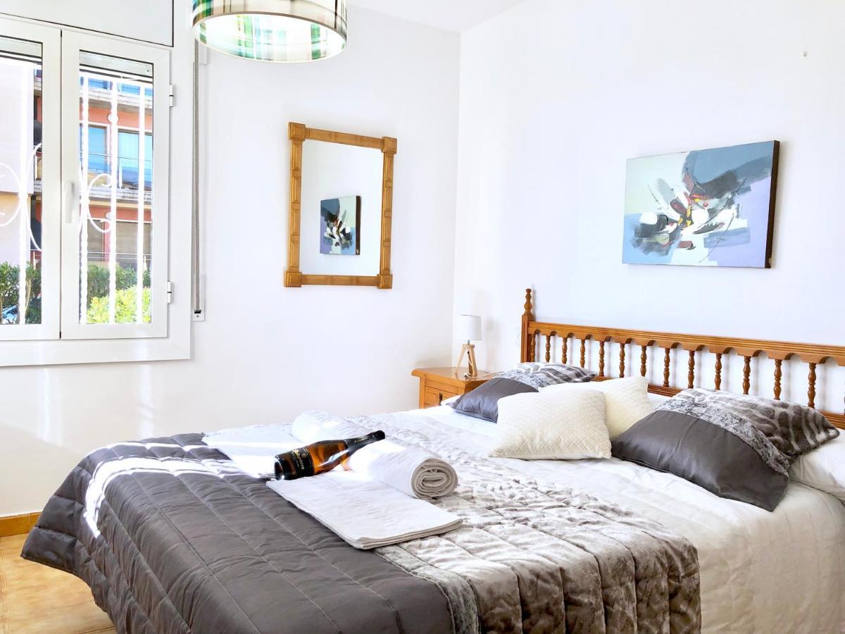 Apartament Amb Jardi A La Platja D'Empuriabrava Kültér fotó